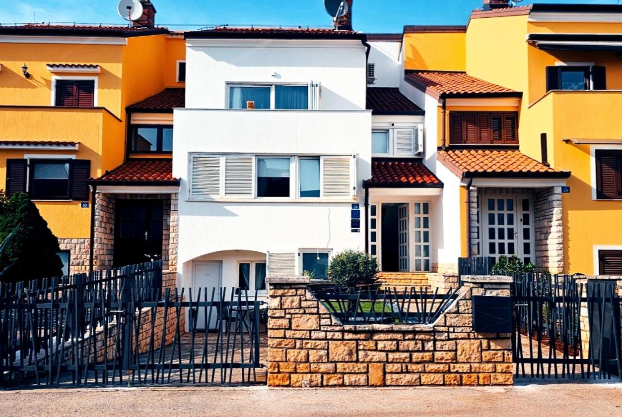 Kadenca Apartamento Umago Exterior foto